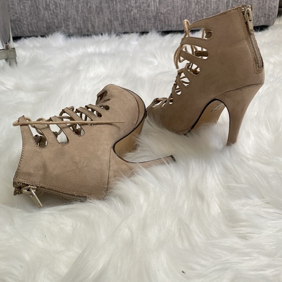 Call It Spring — heels - Picture 2 of 6